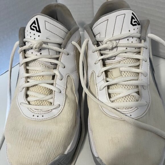 Nike Shoes - Nike Freak Charles Veronica basketball sneakers.